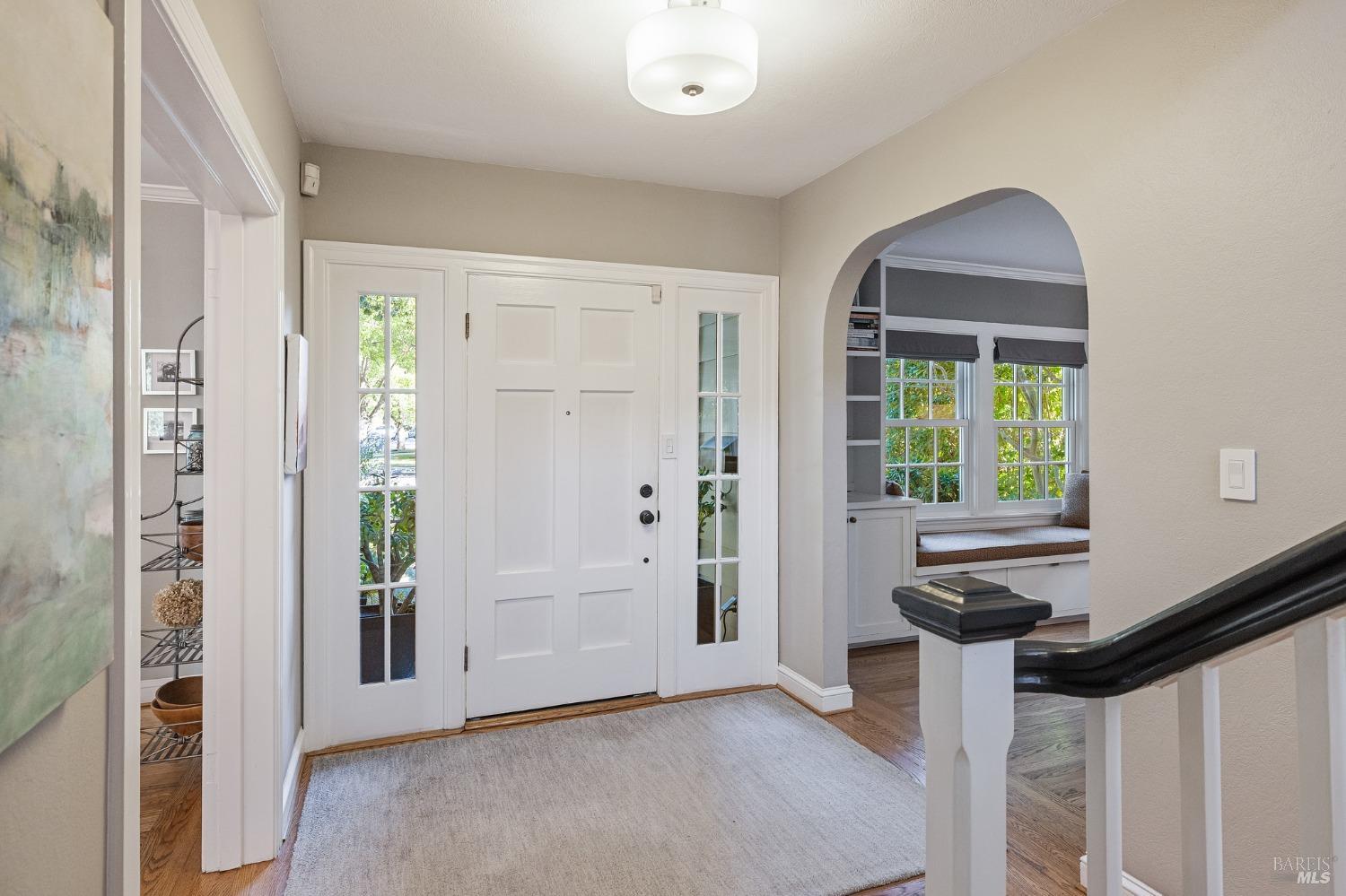 Detail Gallery Image 5 of 45 For 1625 Austin Way, Santa Rosa,  CA 95404 - 4 Beds | 1/1 Baths