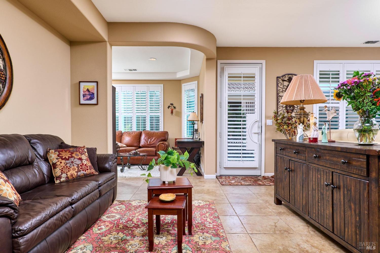 Detail Gallery Image 5 of 31 For 410 Three Rivers Way, Rio Vista,  CA 94571 - 2 Beds | 2 Baths