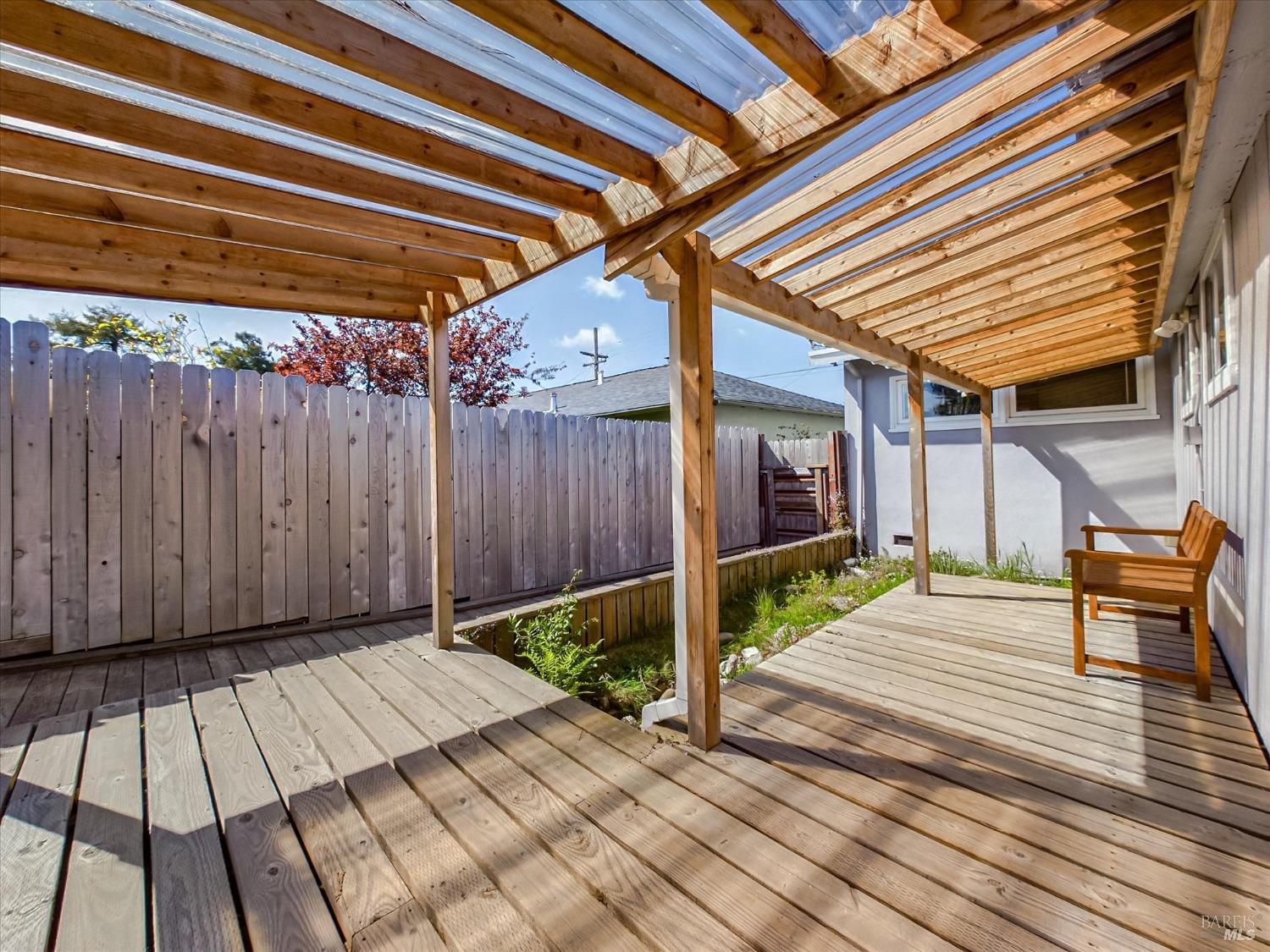 Detail Gallery Image 39 of 47 For 2430 15th St, Eureka,  CA 95501 - 3 Beds | 2 Baths