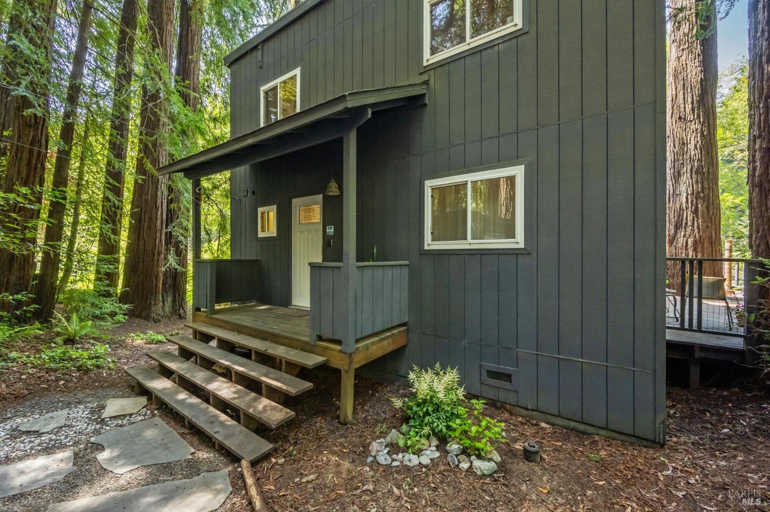 Detail Gallery Image 12 of 46 For 925 Austin Creek Rd, Cazadero,  CA 95421 - 2 Beds | 1/1 Baths