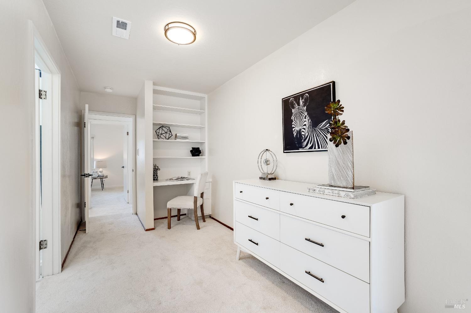 Detail Gallery Image 15 of 31 For 4701 Dunkirk Ave, Oakland,  CA 94605 - 3 Beds | 2 Baths