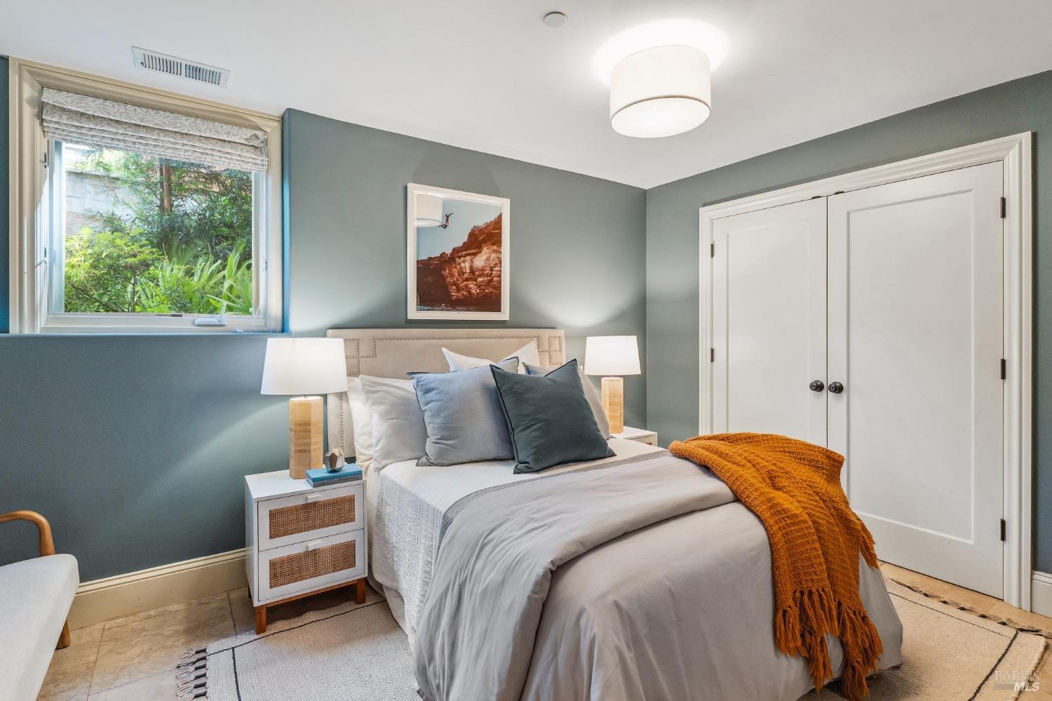 Detail Gallery Image 24 of 33 For 151 Edwards Ave, Sausalito,  CA 94965 - 3 Beds | 2/1 Baths