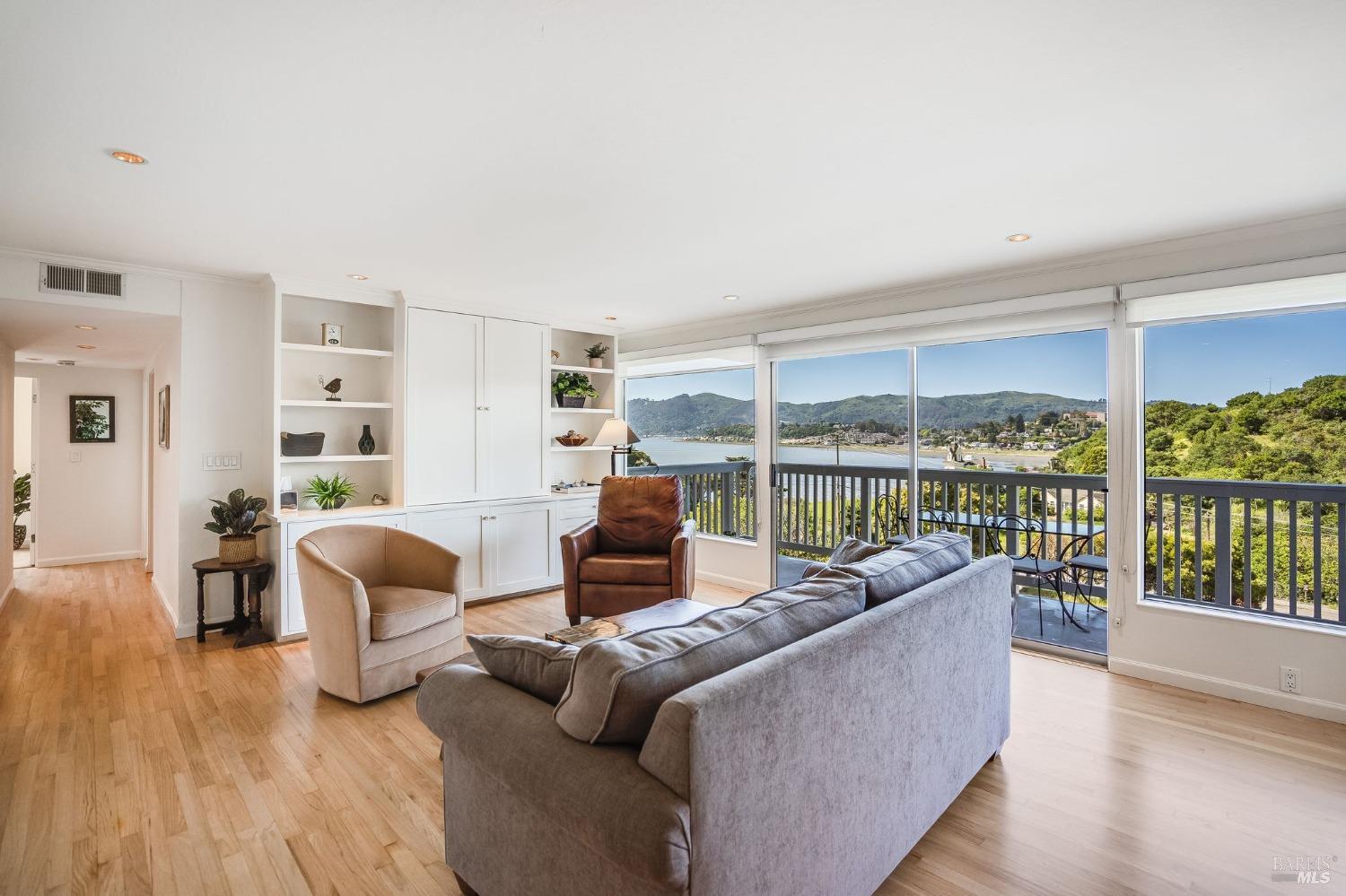 Detail Gallery Image 19 of 39 For 35 Andrew Dr #140,  Tiburon,  CA 94920 - 3 Beds | 2 Baths