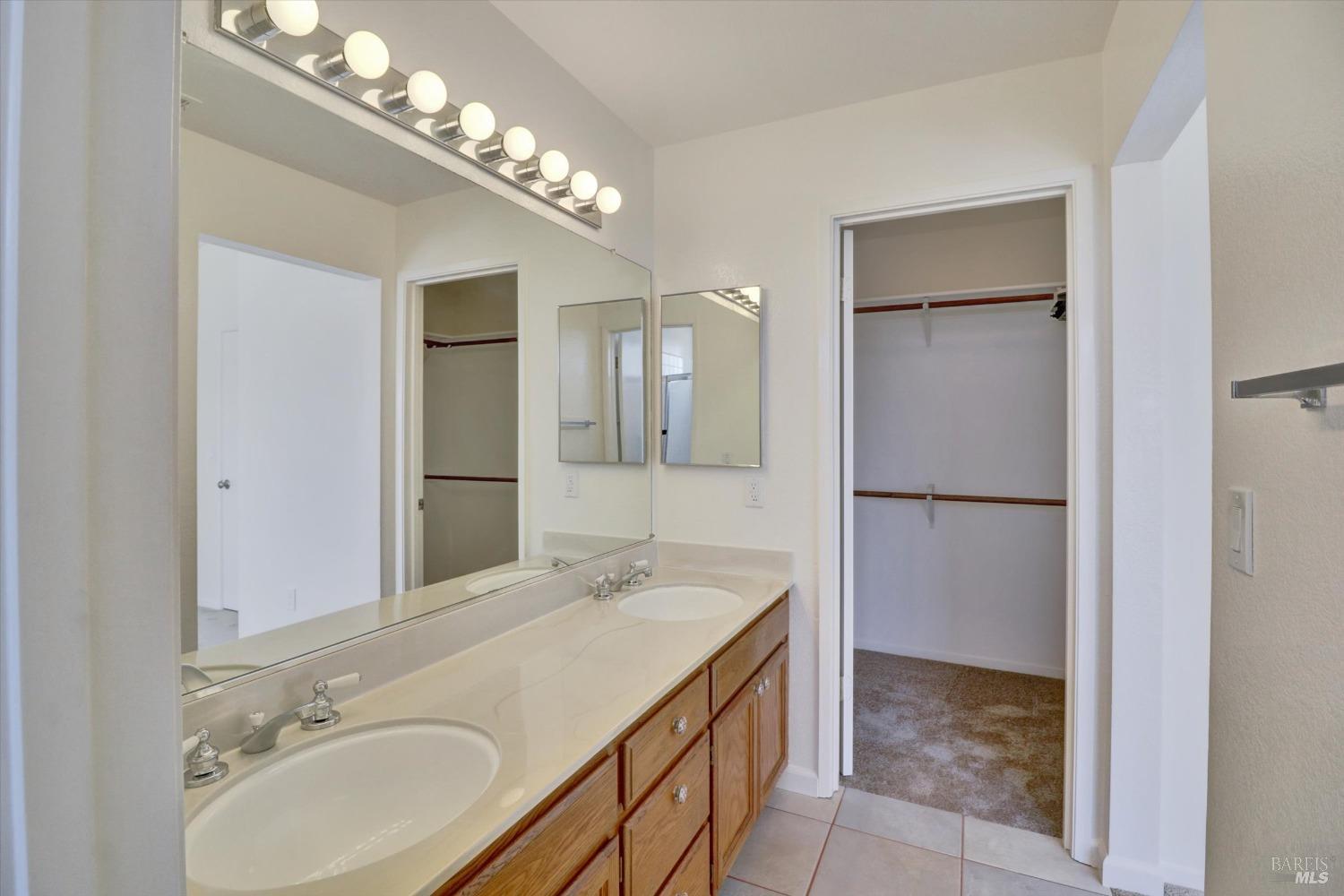 Detail Gallery Image 26 of 57 For 1437 Gateway Dr, Vallejo,  CA 94589 - 3 Beds | 2/1 Baths