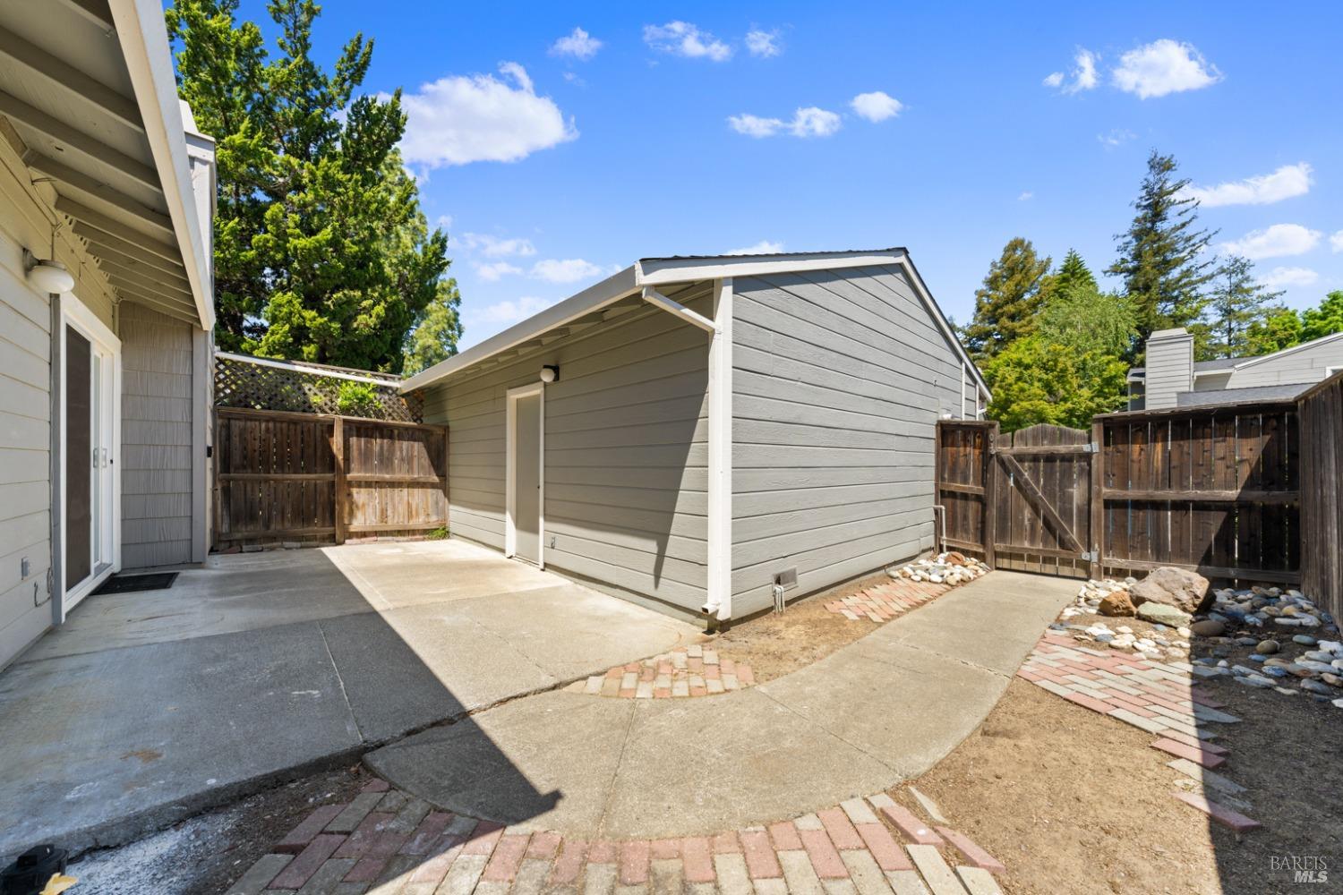 Detail Gallery Image 35 of 46 For 146 Village Ct, Vacaville,  CA 95687 - 2 Beds | 2 Baths