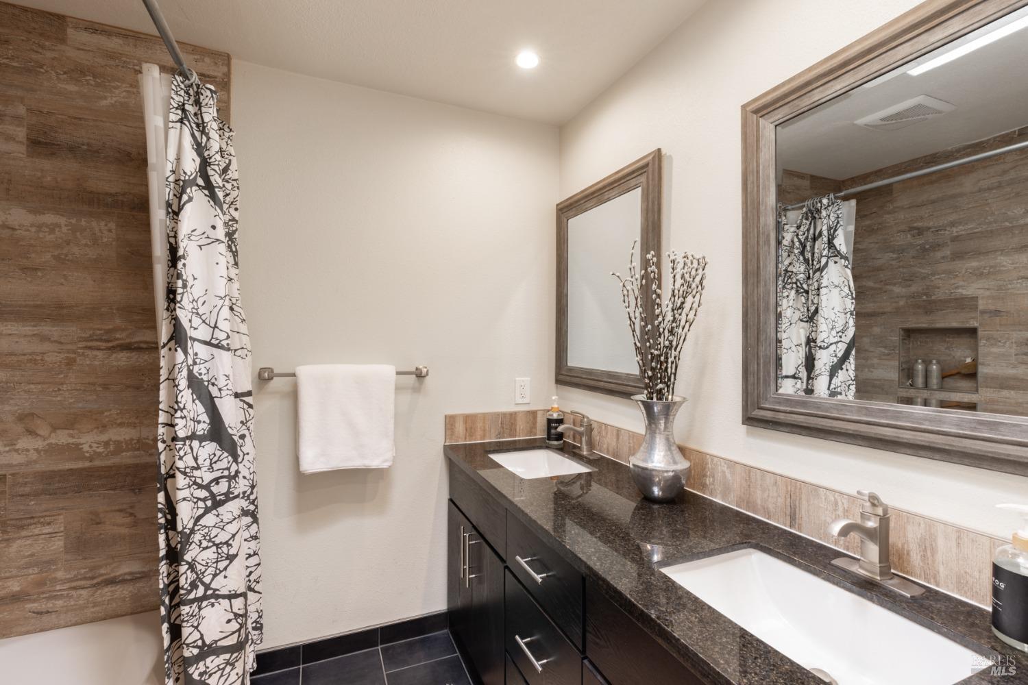 Detail Gallery Image 28 of 43 For 1405 Soda Canyon Rd, Napa,  CA 94558 - 2 Beds | 2 Baths