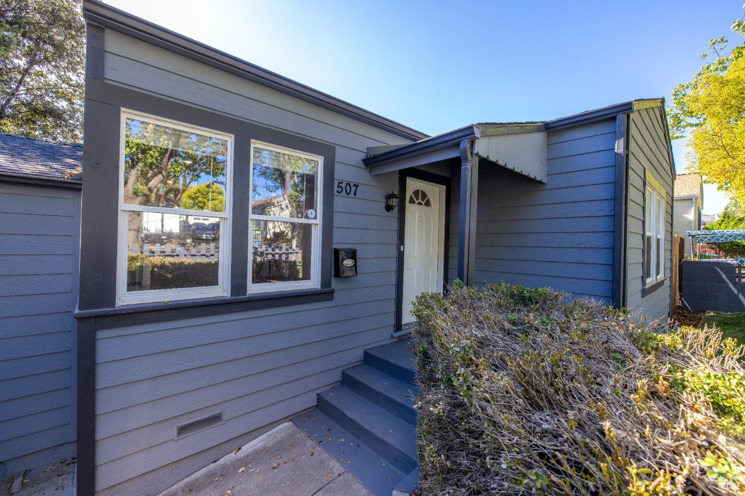 Detail Gallery Image 6 of 58 For 507 Steffan St, Vallejo,  CA 94591 - 3 Beds | 1 Baths