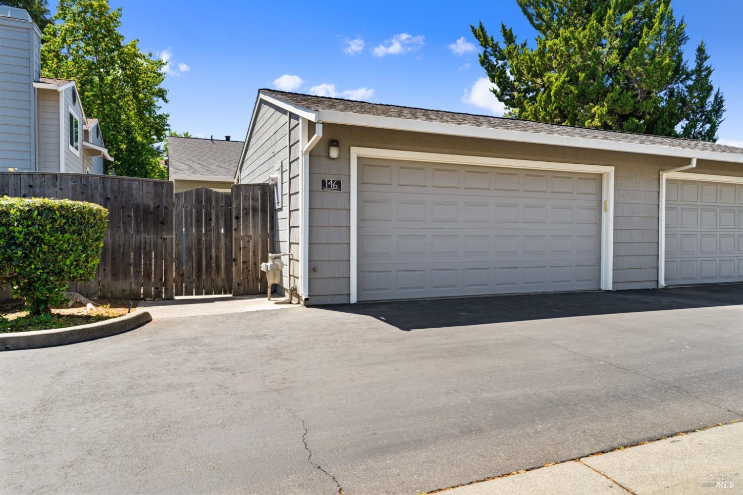 Detail Gallery Image 41 of 46 For 146 Village Ct, Vacaville,  CA 95687 - 2 Beds | 2 Baths