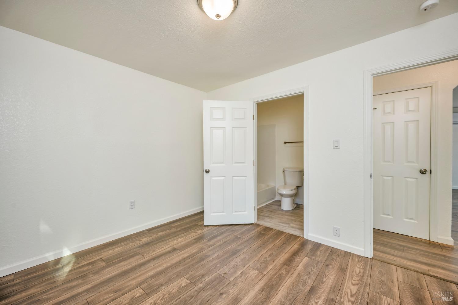 Detail Gallery Image 18 of 27 For 6340 E Highway 20 Unkn, Lucerne,  CA 95458 - 2 Beds | 1 Baths