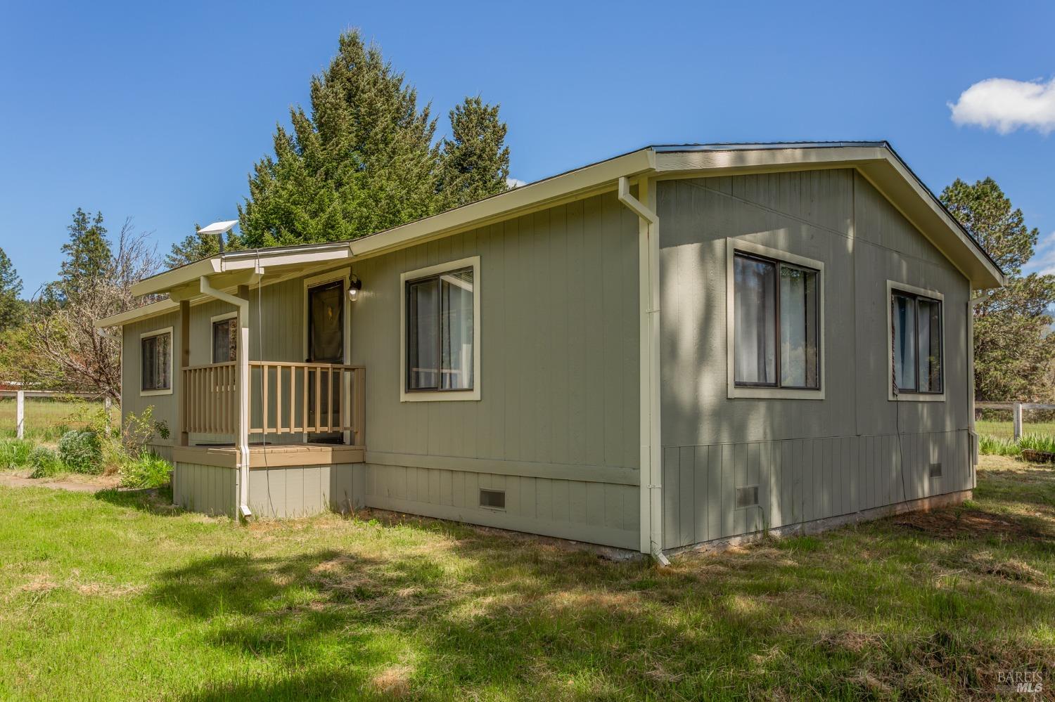 Detail Gallery Image 31 of 63 For 48600 Highway 101 Hwy, Laytonville,  CA 95454 - 3 Beds | 2 Baths