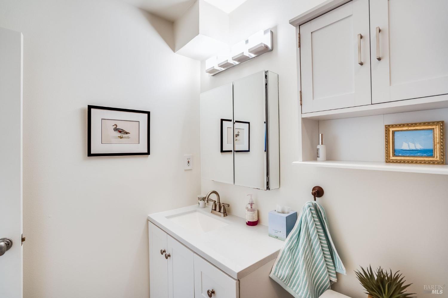 Detail Gallery Image 20 of 39 For 35 Andrew Dr #140,  Tiburon,  CA 94920 - 3 Beds | 2 Baths