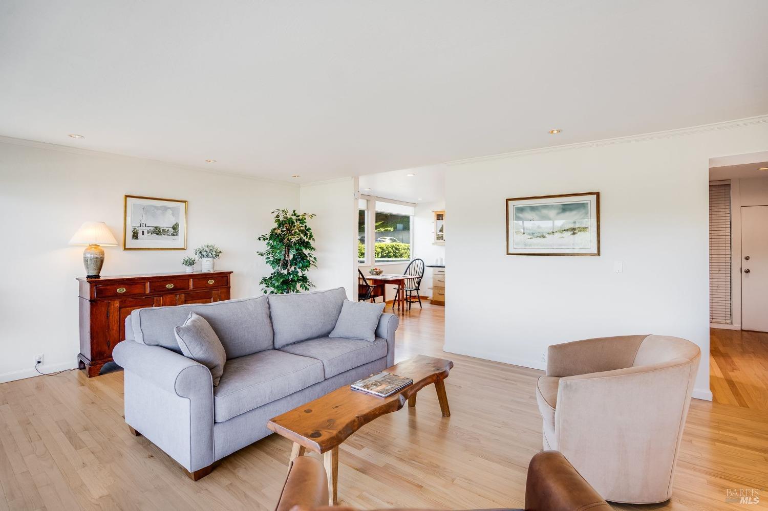 Detail Gallery Image 8 of 39 For 35 Andrew Dr #140,  Tiburon,  CA 94920 - 3 Beds | 2 Baths