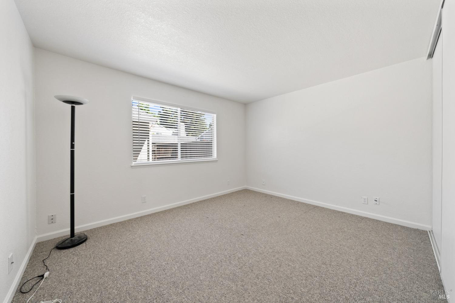 Detail Gallery Image 23 of 46 For 146 Village Ct, Vacaville,  CA 95687 - 2 Beds | 2 Baths