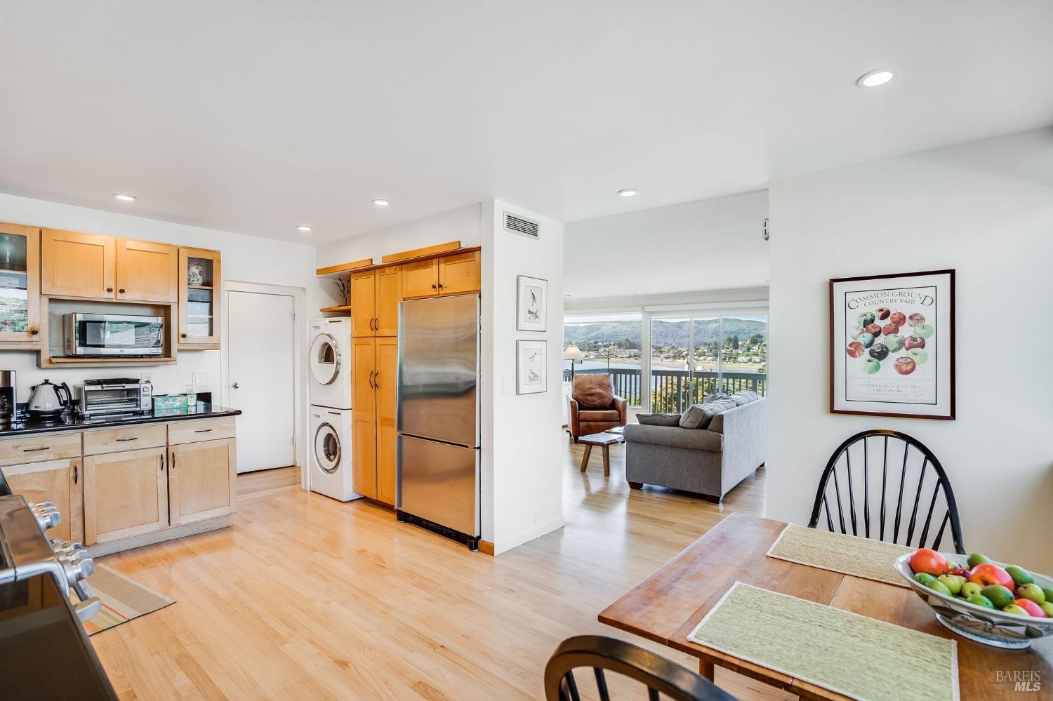 Detail Gallery Image 5 of 39 For 35 Andrew Dr #140,  Tiburon,  CA 94920 - 3 Beds | 2 Baths