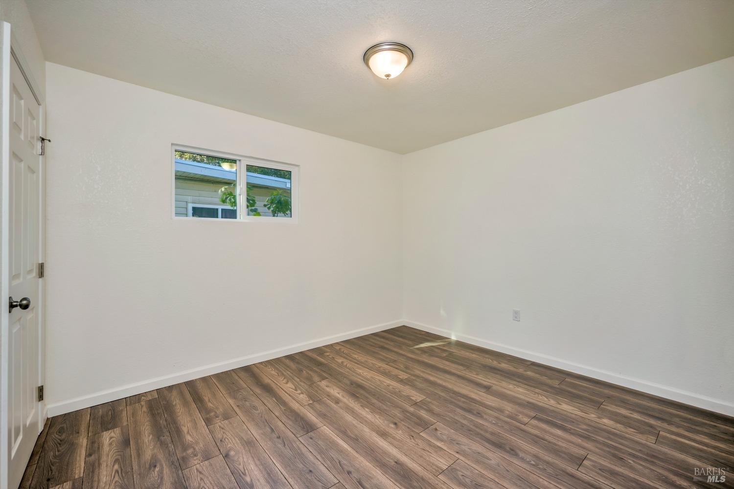 Detail Gallery Image 17 of 27 For 6340 E Highway 20 Unkn, Lucerne,  CA 95458 - 2 Beds | 1 Baths