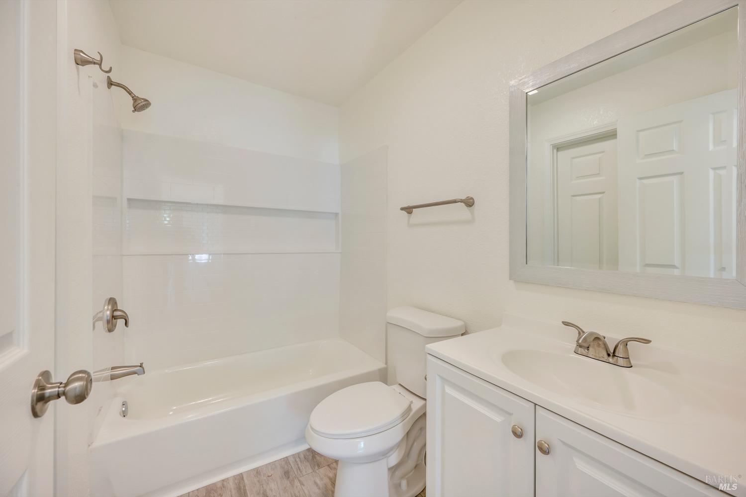 Detail Gallery Image 19 of 27 For 6340 E Highway 20 Unkn, Lucerne,  CA 95458 - 2 Beds | 1 Baths