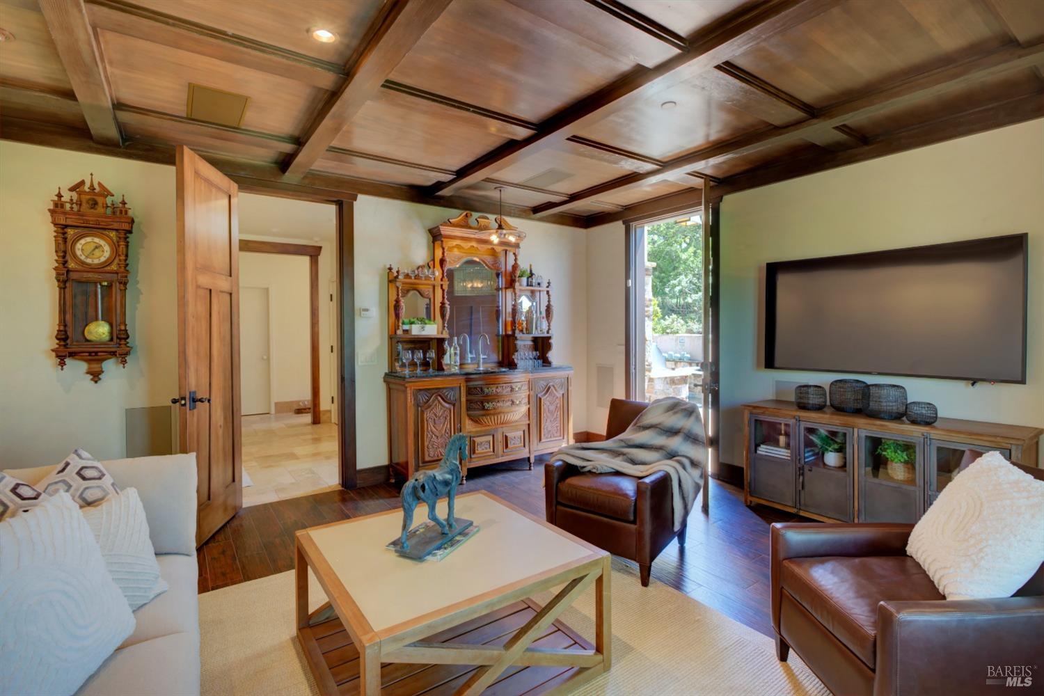 Detail Gallery Image 59 of 97 For 10 Pascale Ct, Napa,  CA 94558 - 4 Beds | 4/2 Baths