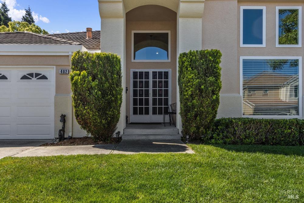 Detail Gallery Image 2 of 39 For 482 Panorama Dr, Benicia,  CA 94510 - 4 Beds | 2 Baths