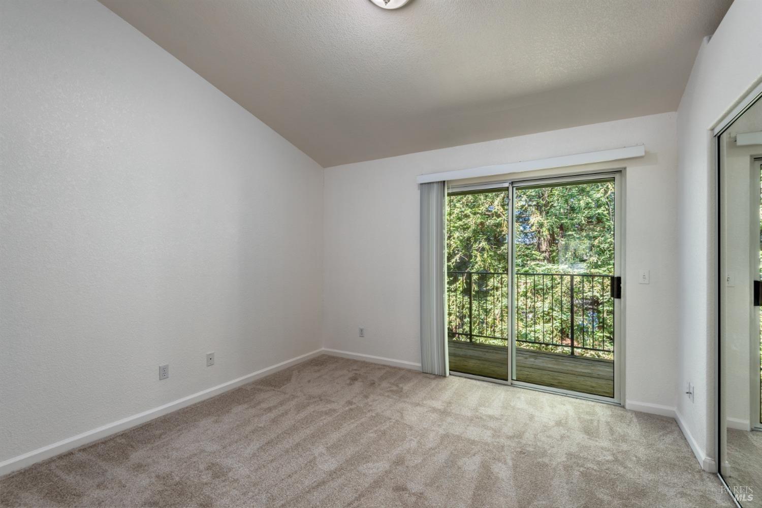 Detail Gallery Image 22 of 31 For 1257 Eardley Ave, Santa Rosa,  CA 95401 - 2 Beds | 1/1 Baths