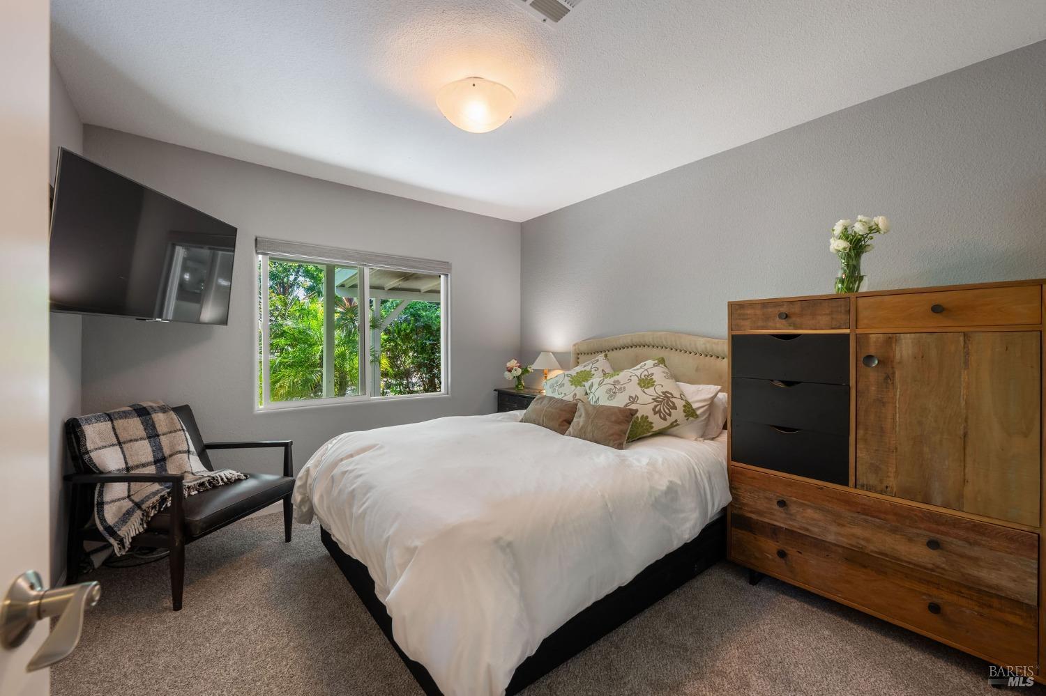 Detail Gallery Image 26 of 37 For 21 Los Robles Ct, Saint Helena,  CA 94574 - 2 Beds | 2 Baths