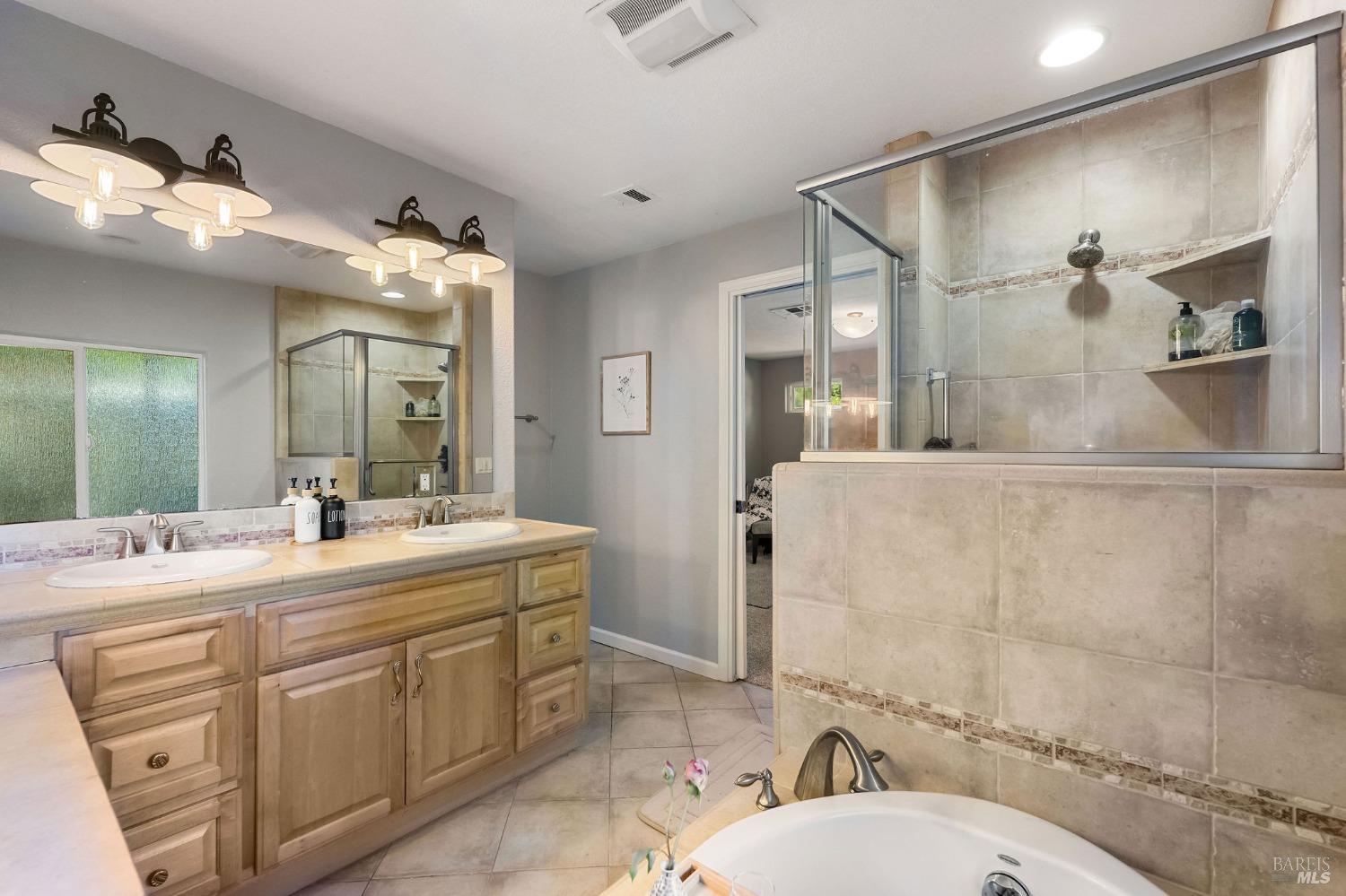 Detail Gallery Image 25 of 37 For 21 Los Robles Ct, Saint Helena,  CA 94574 - 2 Beds | 2 Baths