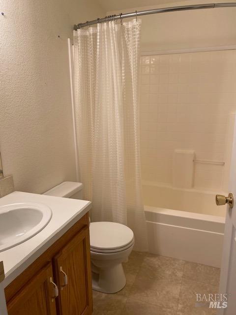 Detail Gallery Image 8 of 17 For 1002 Maple Dr, Windsor,  CA 95492 - 2 Beds | 2 Baths