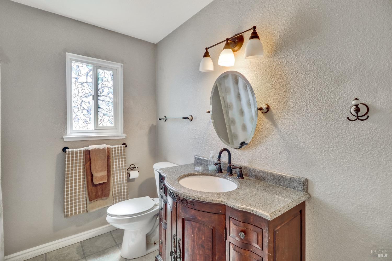 Detail Gallery Image 34 of 45 For 852 Coventry Ln, Fairfield,  CA 94533 - 4 Beds | 2 Baths