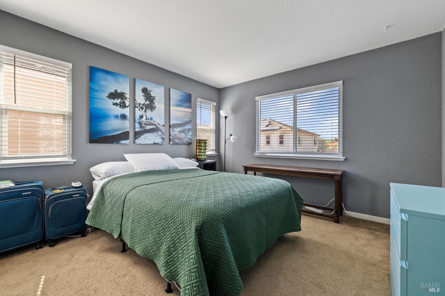 Detail Gallery Image 32 of 52 For 4532 Crimson Clover Dr, Fairfield,  CA 94534 - 4 Beds | 2/1 Baths