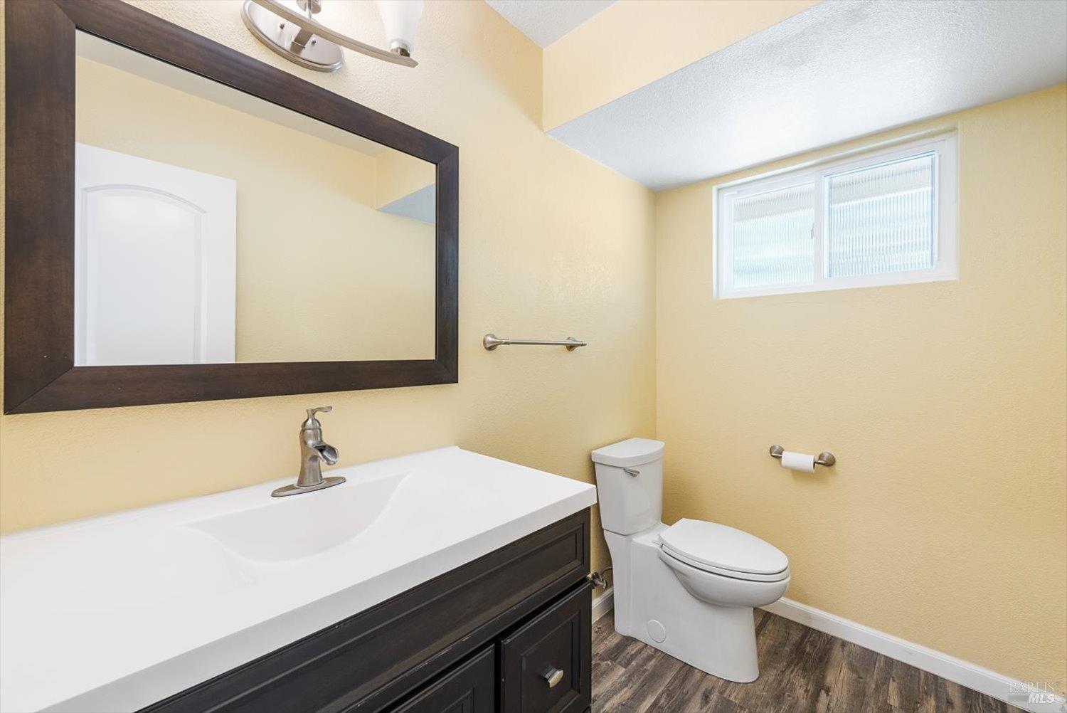 Detail Gallery Image 24 of 56 For 1030 Arroyo Linda Ct, Napa,  CA 94558 - 3 Beds | 2/1 Baths