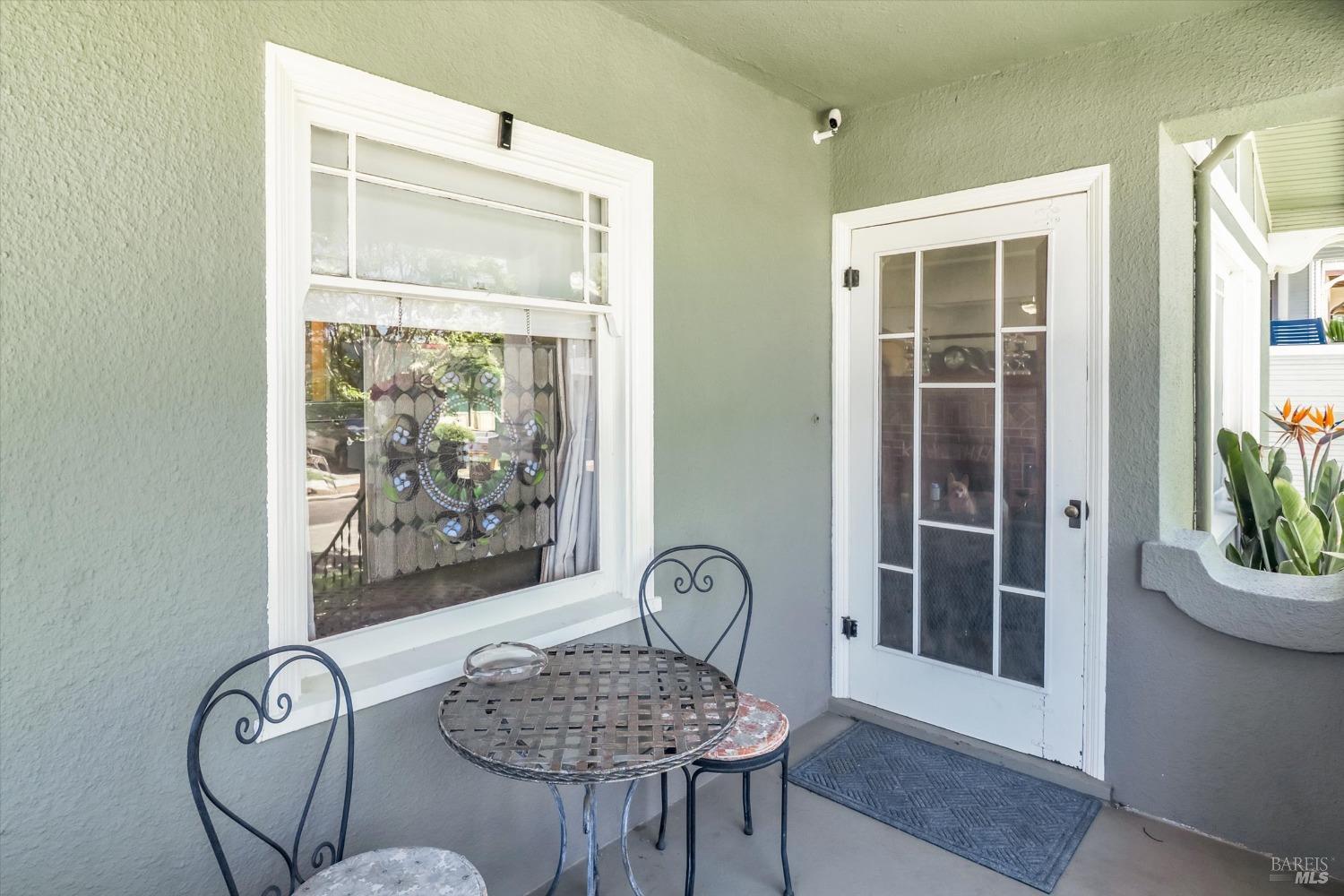Detail Gallery Image 7 of 43 For 1616 Napa St, Vallejo,  CA 94590 - 2 Beds | 1/1 Baths