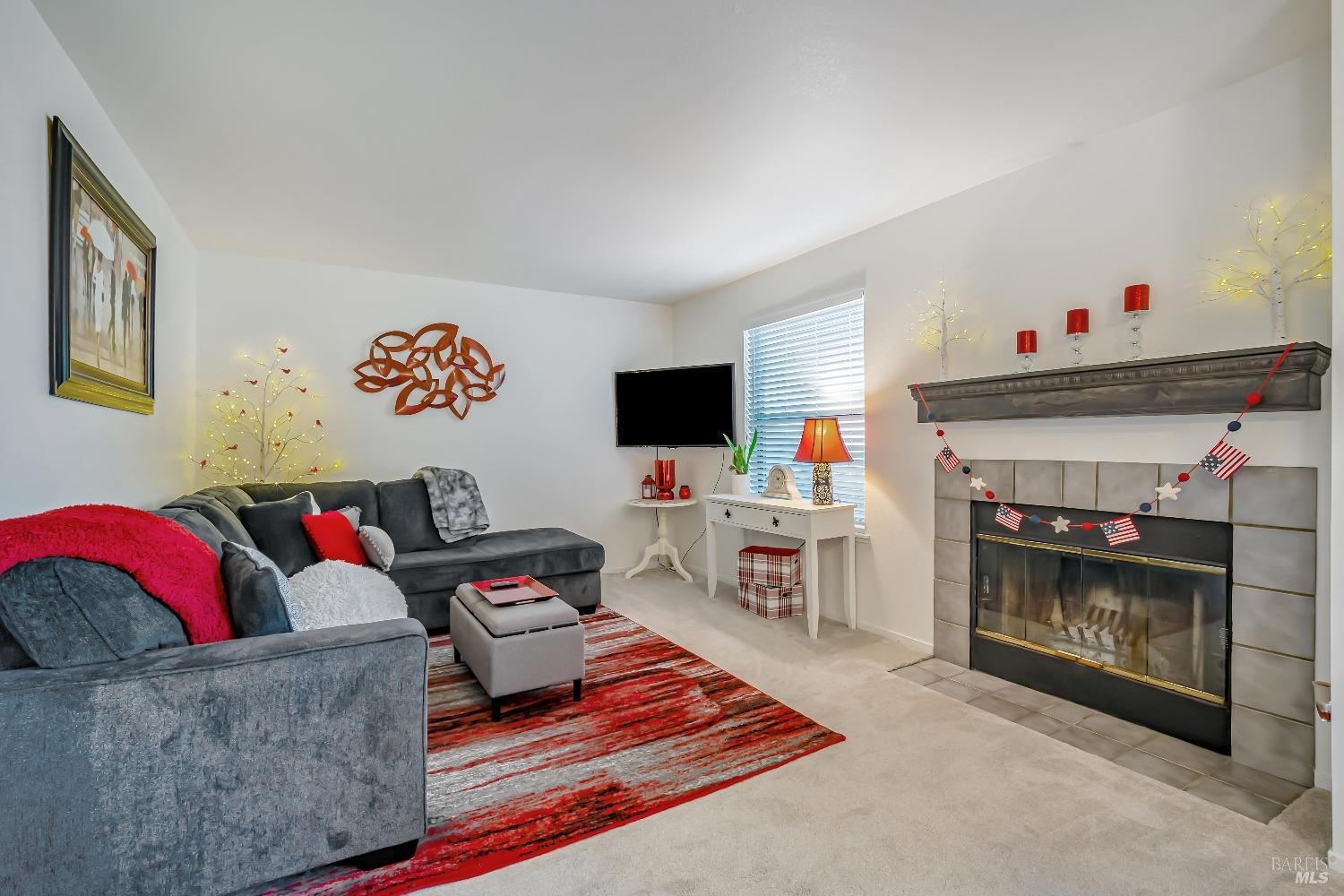 Detail Gallery Image 3 of 19 For 481 Mission Blvd #39,  Santa Rosa,  CA 95409 - 2 Beds | 2 Baths