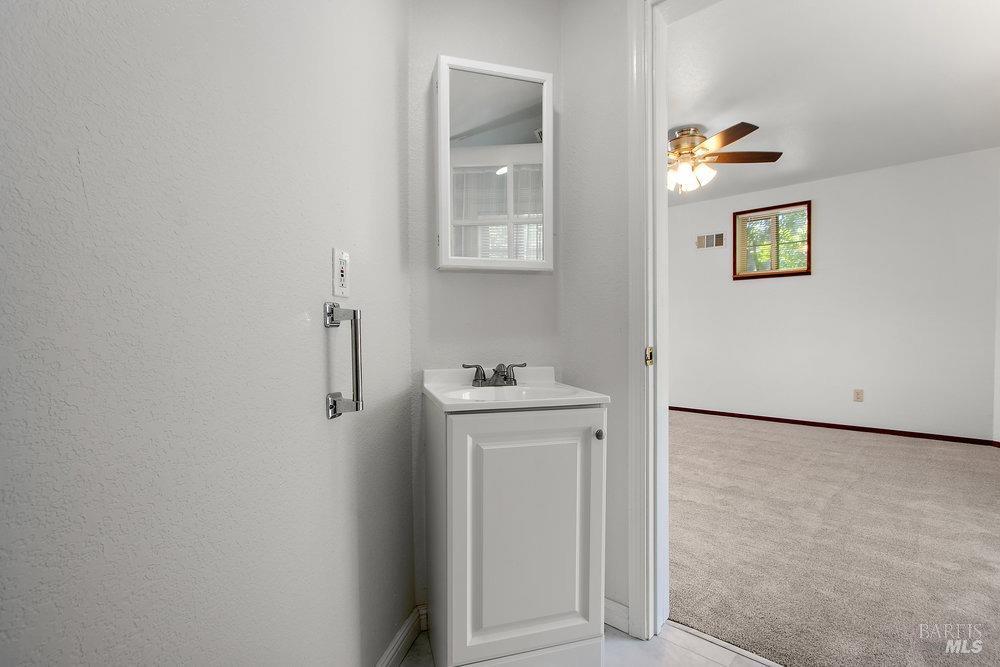 Detail Gallery Image 19 of 40 For 803 Winslow St, Crockett,  CA 94525 - 5 Beds | 2/2 Baths