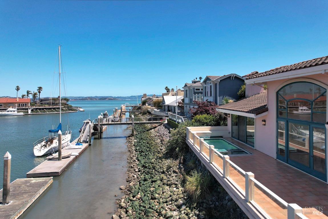 Detail Gallery Image 42 of 47 For 88 Trinidad Dr, Tiburon,  CA 94920 - 3 Beds | 2/1 Baths