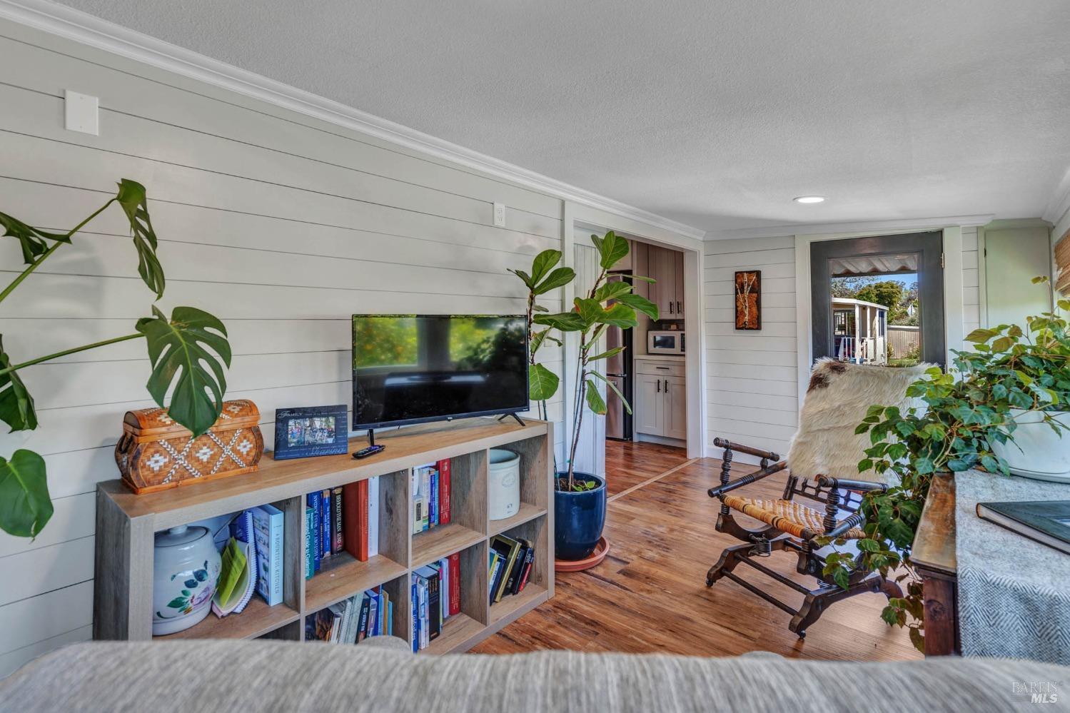 Detail Gallery Image 21 of 36 For 300 E H St 20, Benicia,  CA 94510 - 2 Beds | 1 Baths