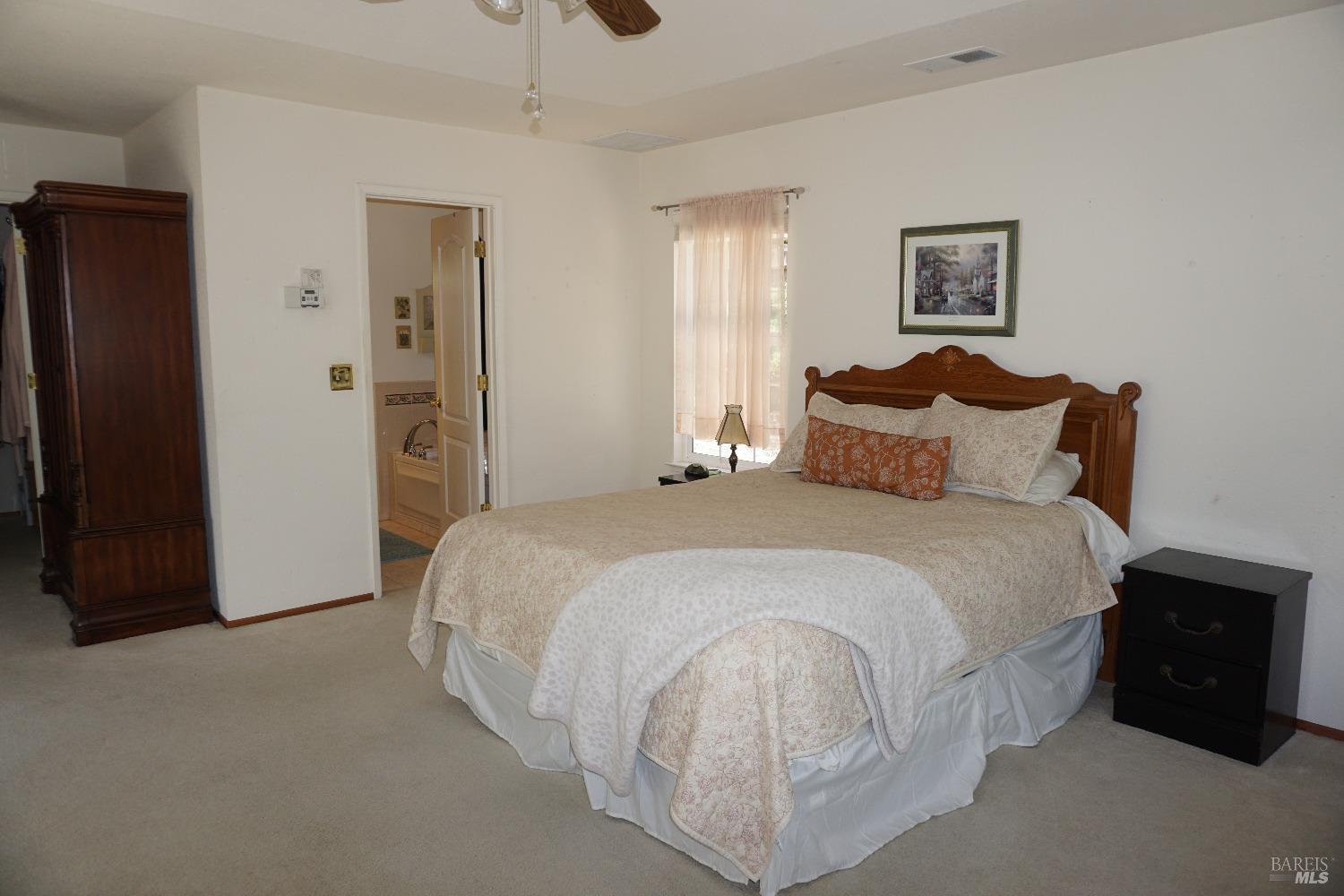Detail Gallery Image 13 of 56 For 173 Easson Ct, Vallejo,  CA 94591 - 5 Beds | 3/1 Baths