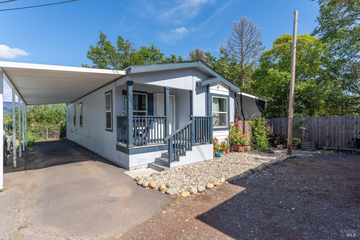 Detail Gallery Image 1 of 1 For 2101 S State St, Ukiah,  CA 95482 - 3 Beds | 2 Baths