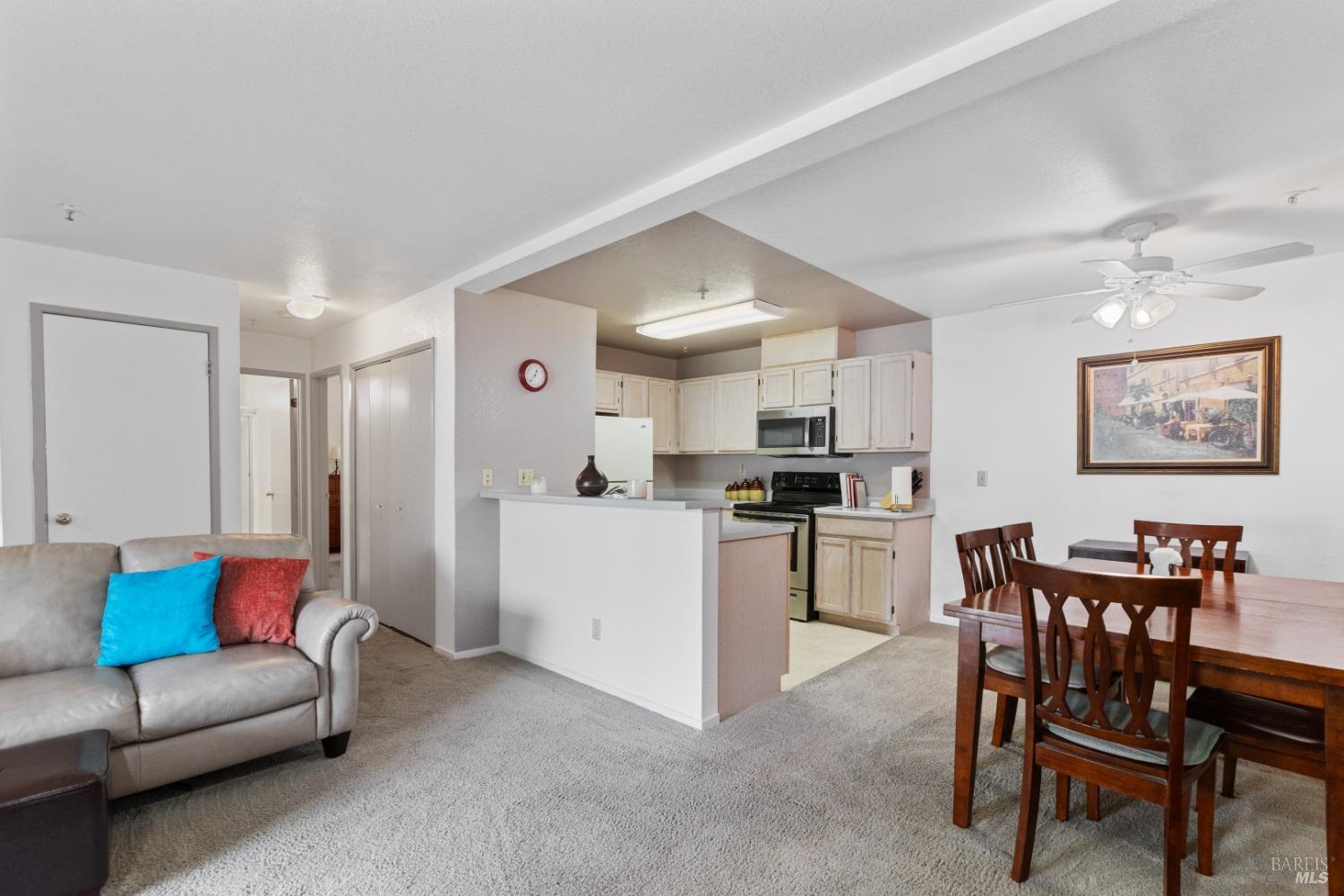 Sea Crest Circle, Vallejo, California image 17