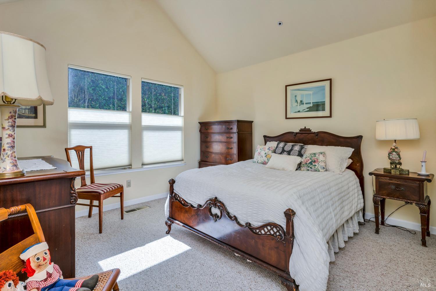 Detail Gallery Image 15 of 41 For 2 Calvary Ct, Napa,  CA 94558 - 3 Beds | 2/1 Baths