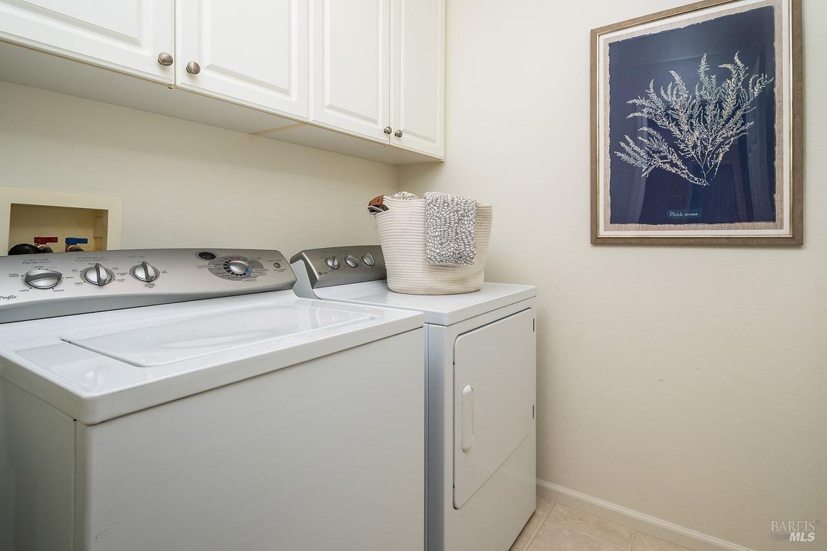 Detail Gallery Image 27 of 35 For 27 Mildenhall St, Novato,  CA 94949 - 4 Beds | 2/1 Baths