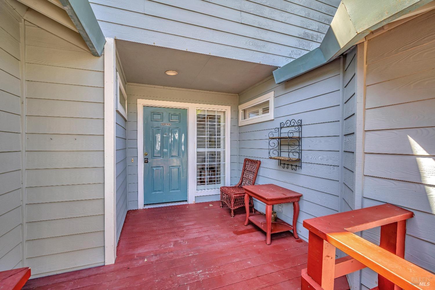 Detail Gallery Image 5 of 36 For 2812 Beth Ct, Santa Rosa,  CA 95403 - 4 Beds | 2/1 Baths