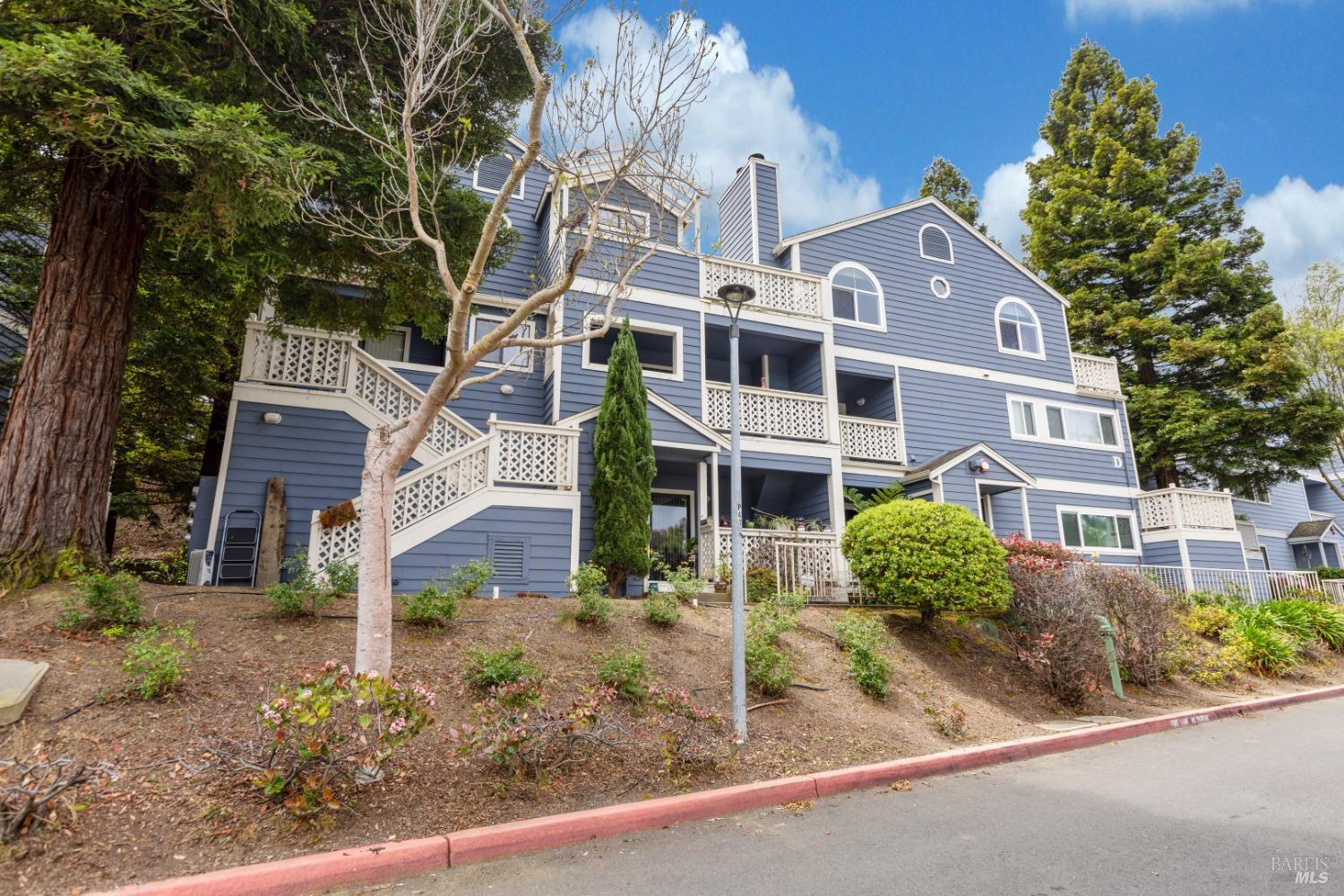Sea Crest Circle, Vallejo, California image 2