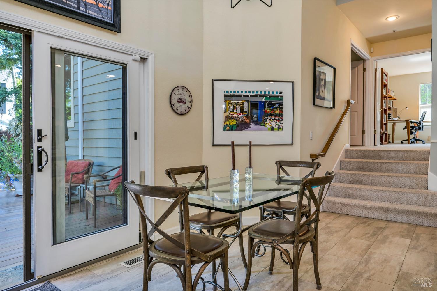 Detail Gallery Image 13 of 41 For 2 Calvary Ct, Napa,  CA 94558 - 3 Beds | 2/1 Baths