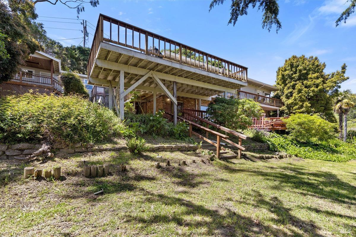 Detail Gallery Image 45 of 53 For 4376 Paradise Dr, Tiburon,  CA 94920 - 4 Beds | 2 Baths