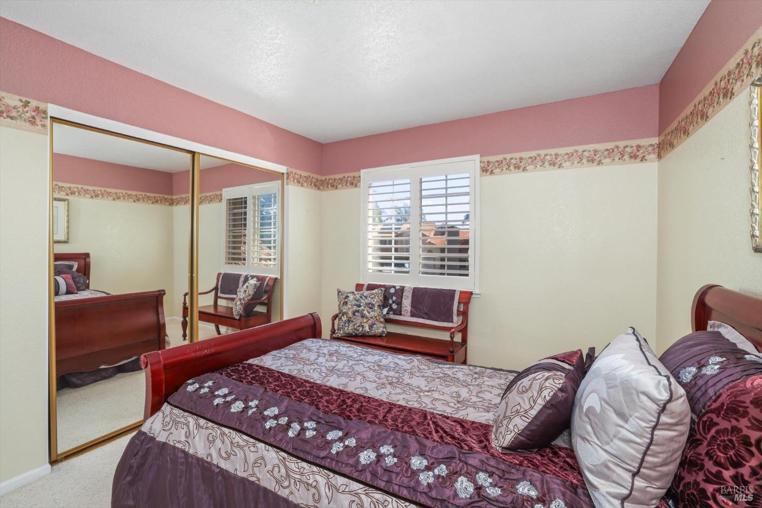 Detail Gallery Image 25 of 52 For 266 Sungate Ct, Vacaville,  CA 95688 - 3 Beds | 2/1 Baths