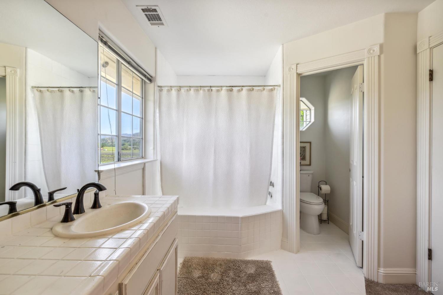 Detail Gallery Image 24 of 40 For 1395 Grove Ct, Saint Helena,  CA 94574 - 3 Beds | 2/1 Baths