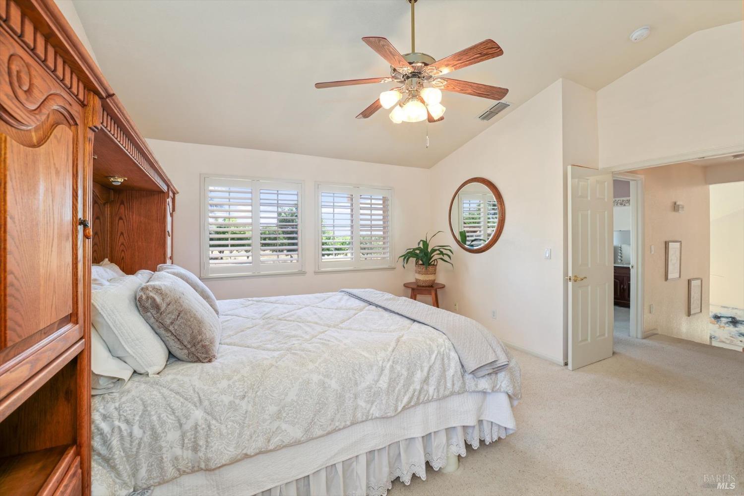 Detail Gallery Image 20 of 52 For 266 Sungate Ct, Vacaville,  CA 95688 - 3 Beds | 2/1 Baths