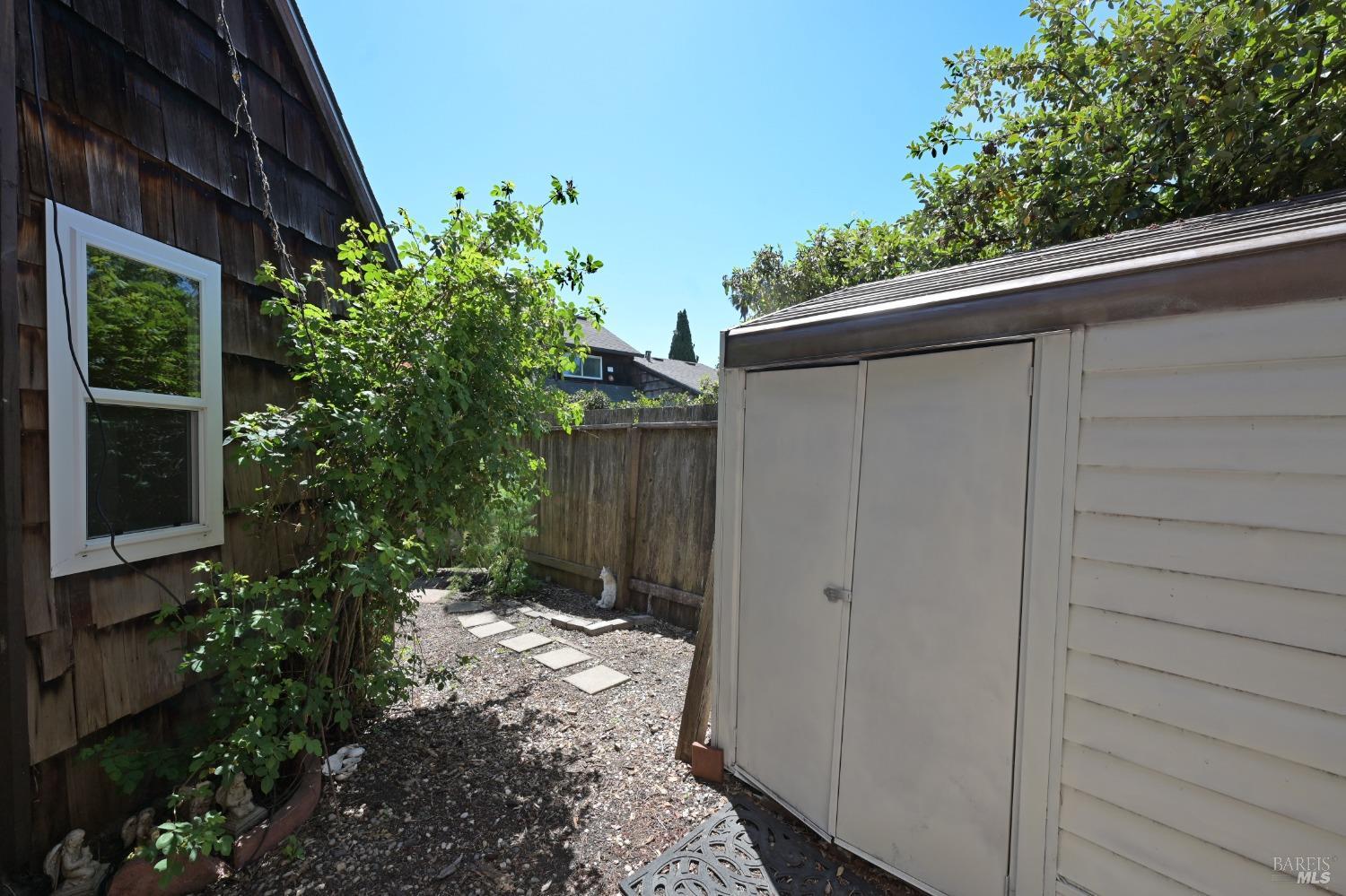 Detail Gallery Image 44 of 48 For 8040 Sunflower Dr, Cotati,  CA 94931 - 3 Beds | 1/1 Baths