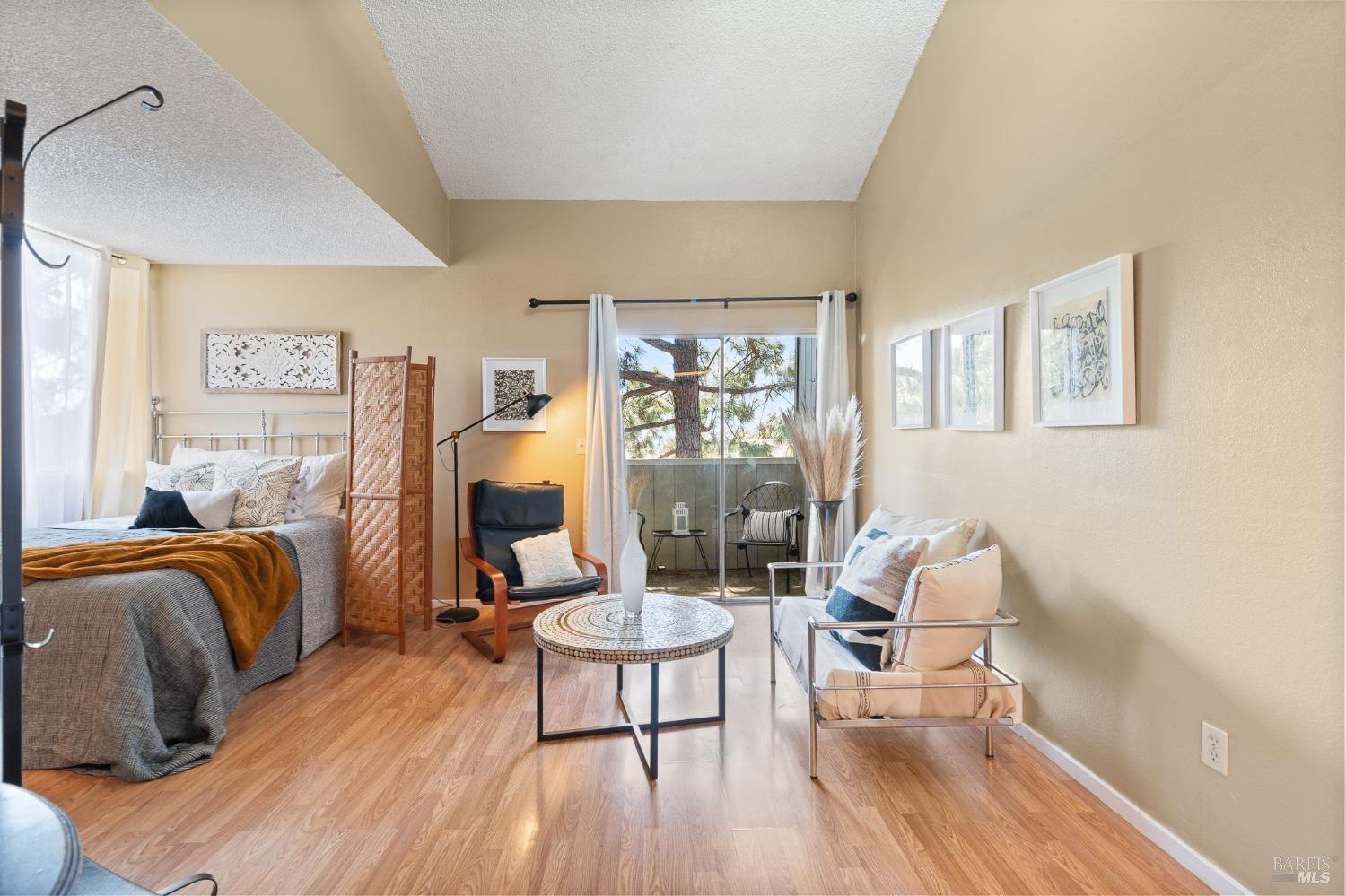 Detail Gallery Image 1 of 18 For 1333 N Camino Alto Dr #320,  Vallejo,  CA 94589 - 0 Beds | 1 Baths