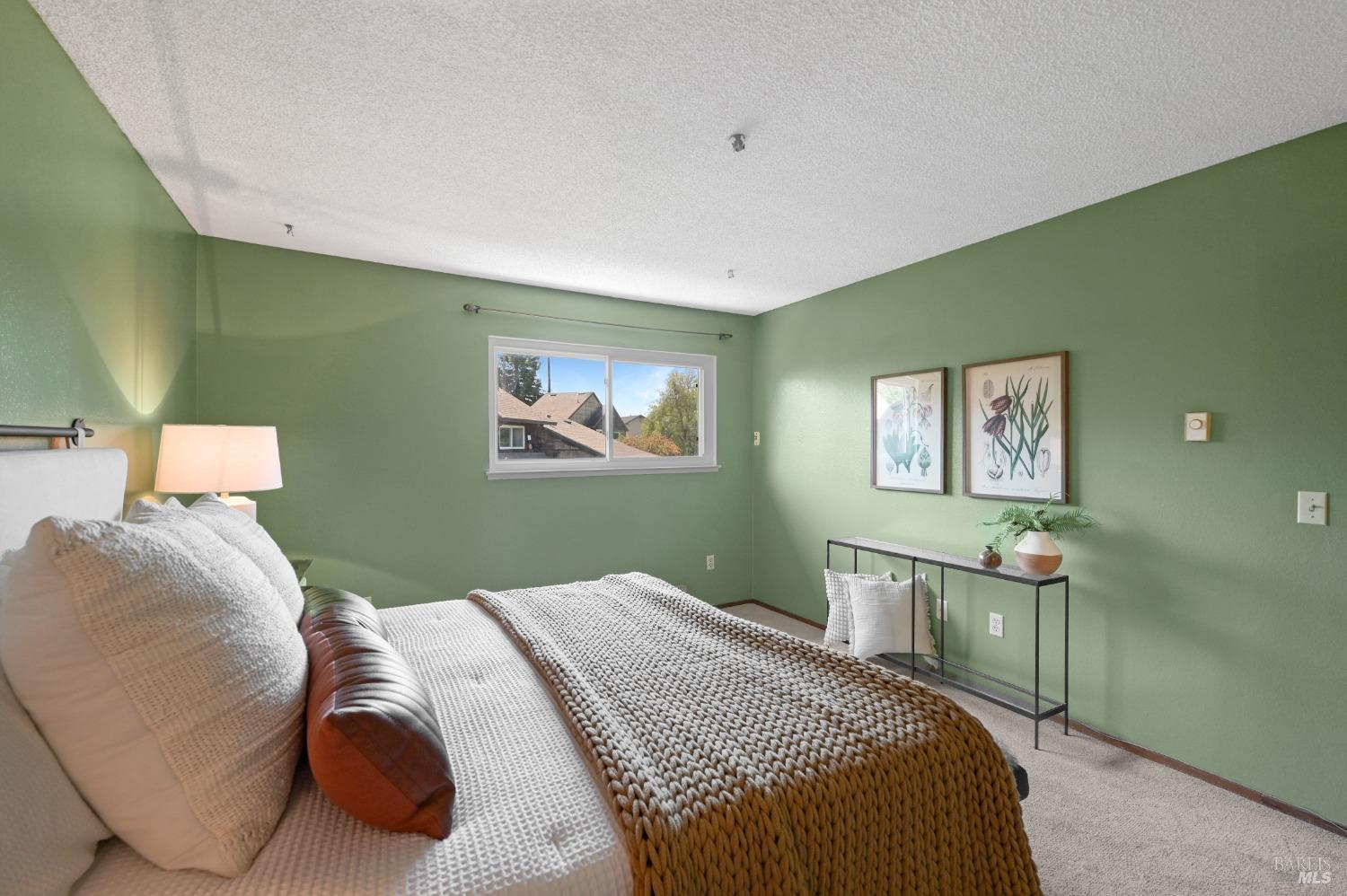 Detail Gallery Image 22 of 48 For 8040 Sunflower Dr, Cotati,  CA 94931 - 3 Beds | 1/1 Baths