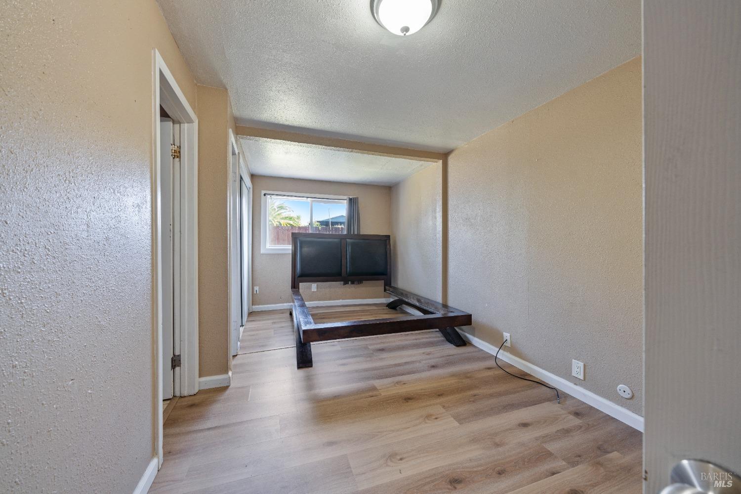 Detail Gallery Image 9 of 34 For 36 Woodrow Ave, Vallejo,  CA 94590 - 2 Beds | 2 Baths
